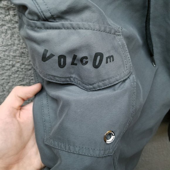 Volcom Men's 29 Gray Board Shorts Swimwear 100% Polyester 30" 10.5" 10.25" - Picture 2 of 8